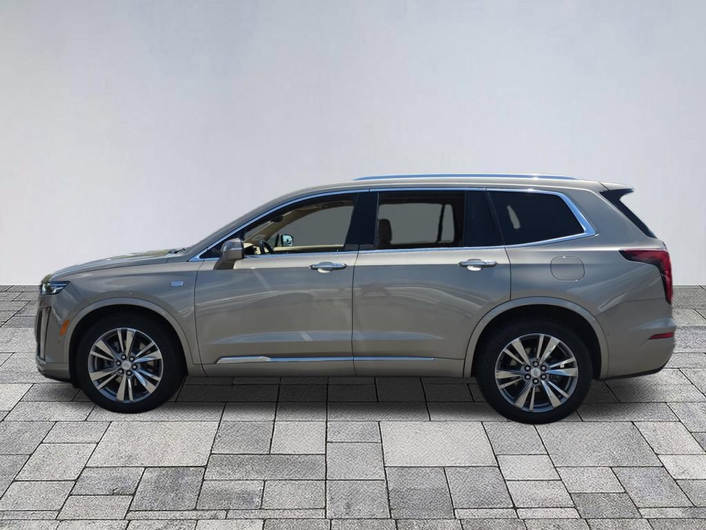 Used 2022 Cadillac XT6 Premium Luxury w/ Platinum Package FWD image 4