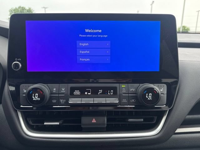 Certified 2024 Toyota Grand Highlander AWD image 25