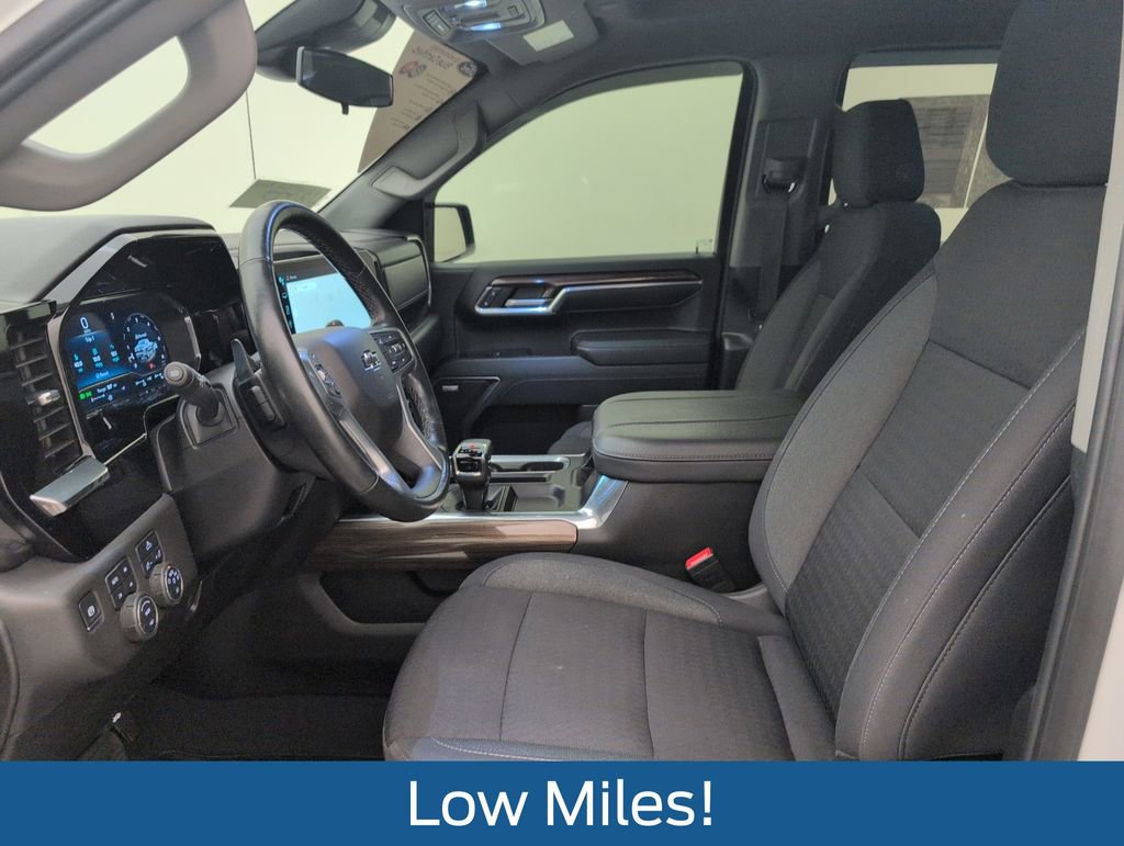Used 2024 Chevrolet Silverado 1500 RST w/ All Star Edition Plus AWD/4WD image 4