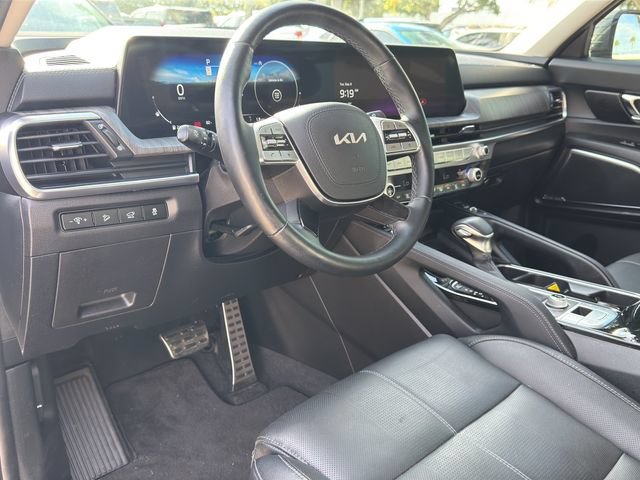 Used 2024 Kia Telluride SX w/ Towing Package AWD/4WD image 12