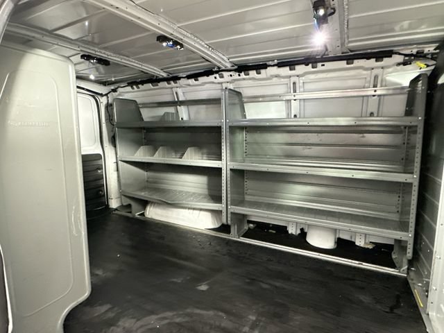 Used 2022 Chevrolet Express 2500 w/ Driver Convenience Package RWD image 15