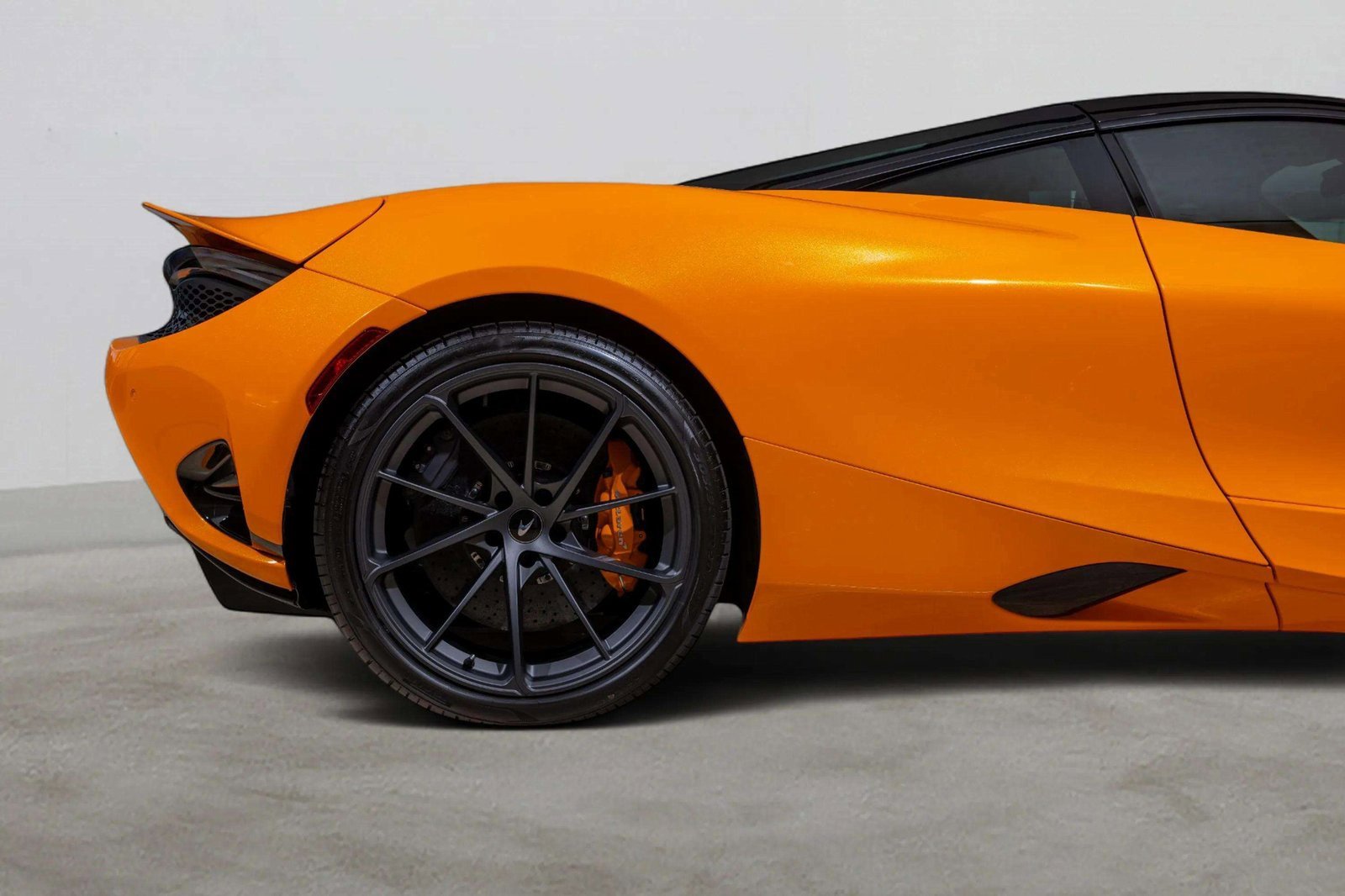 New 2025 McLaren 750S image 22