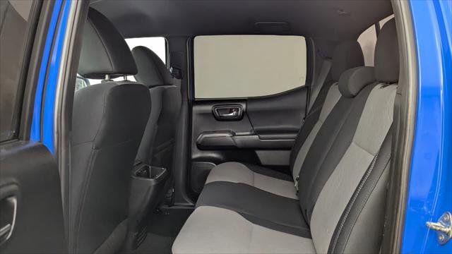 Used 2021 Toyota Tacoma TRD Sport w/ Technology Package image 17