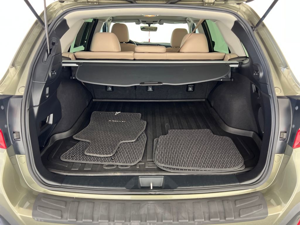Used 2019 Subaru Outback 2.5i Limited AWD/4WD image 25