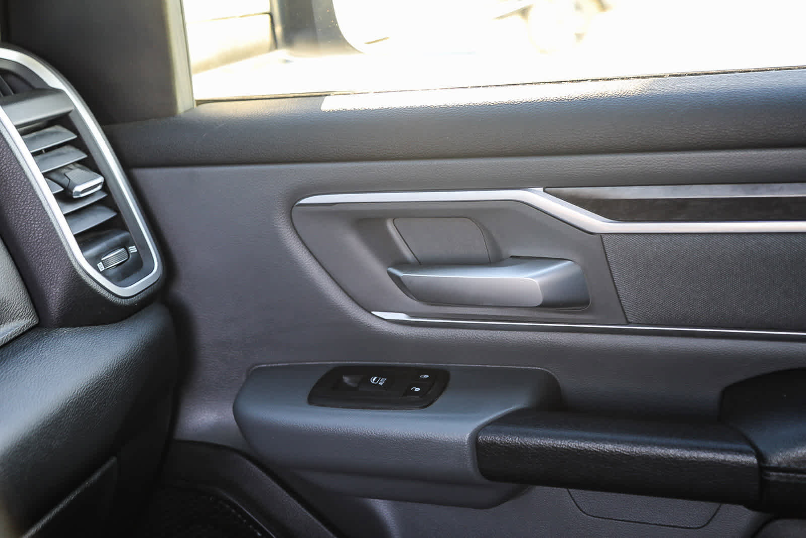 Used 2021 RAM 1500 Big Horn image 19