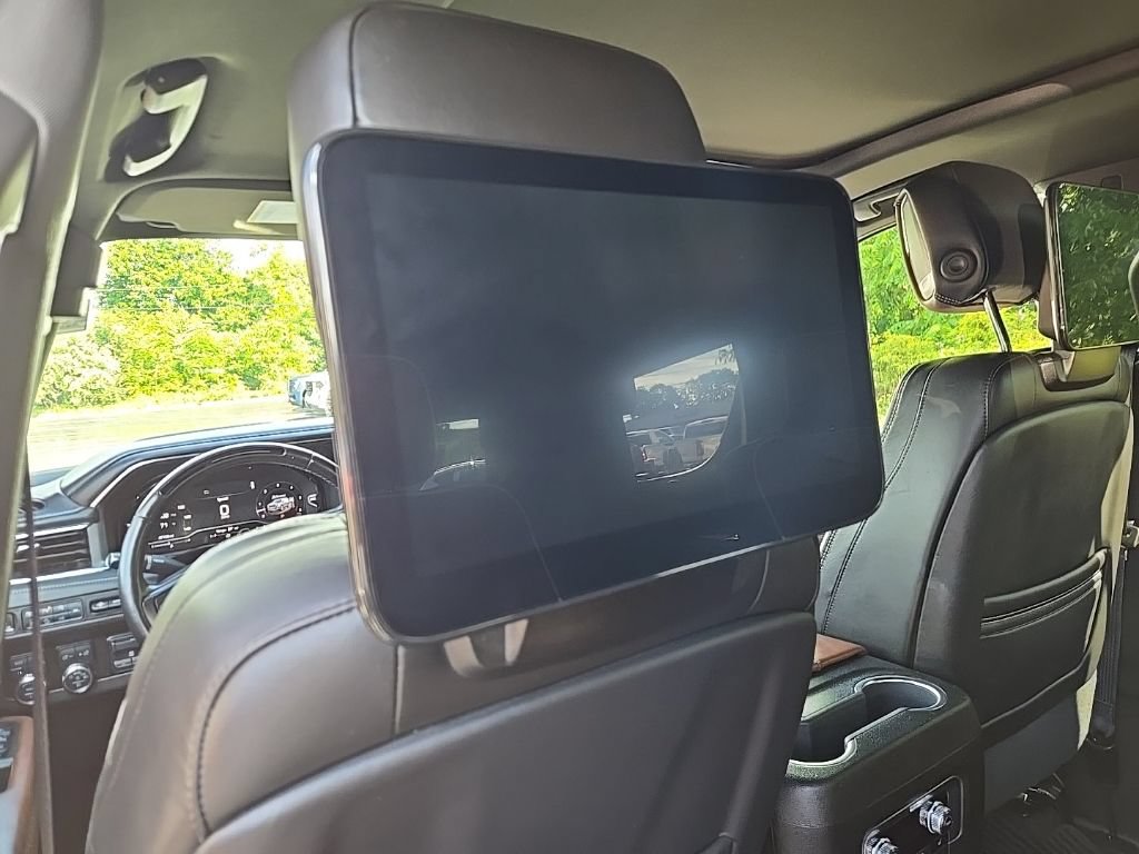 Used 2023 GMC Yukon Denali Ultimate AWD/4WD image 58