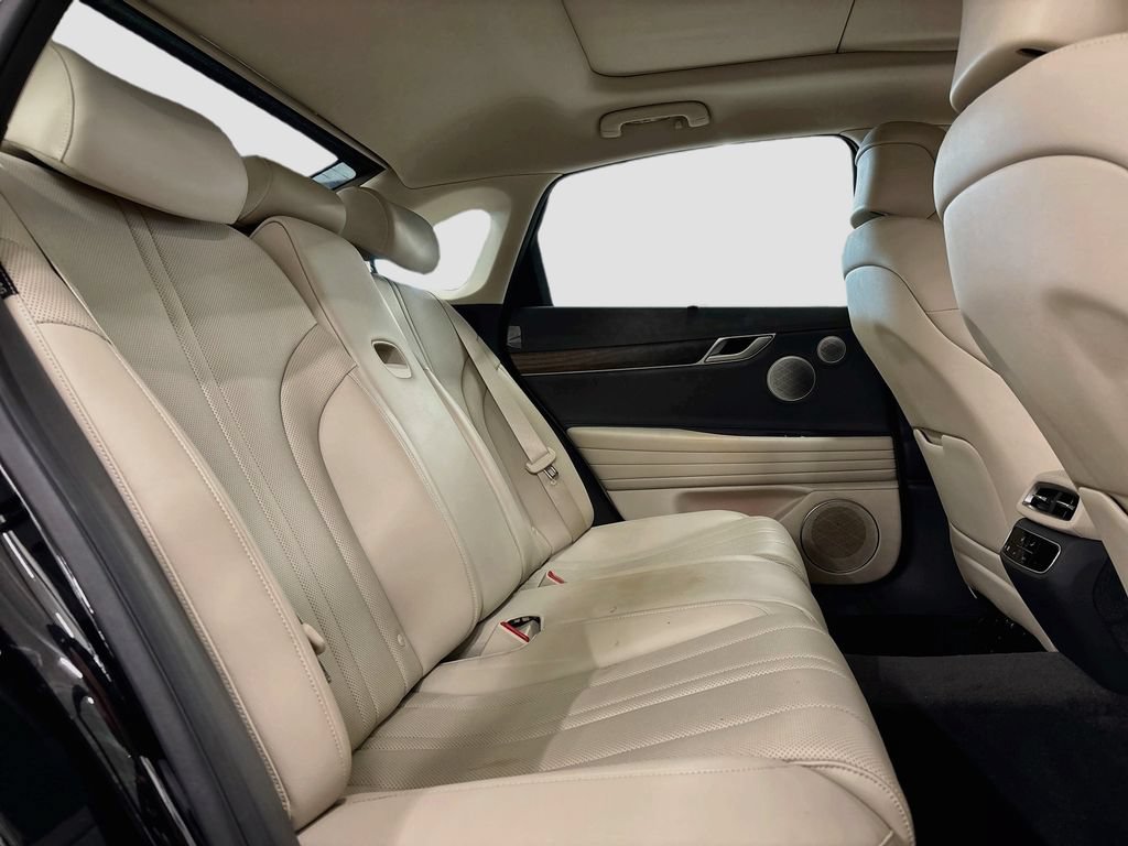 Used 2021 Genesis G80 2.5T image 16