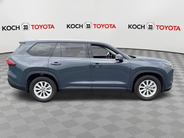 Certified 2024 Toyota Grand Highlander AWD image 9