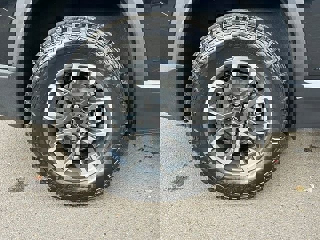 New 2026 Chevrolet Equinox ACTIV w/ Convenience Package III image 10