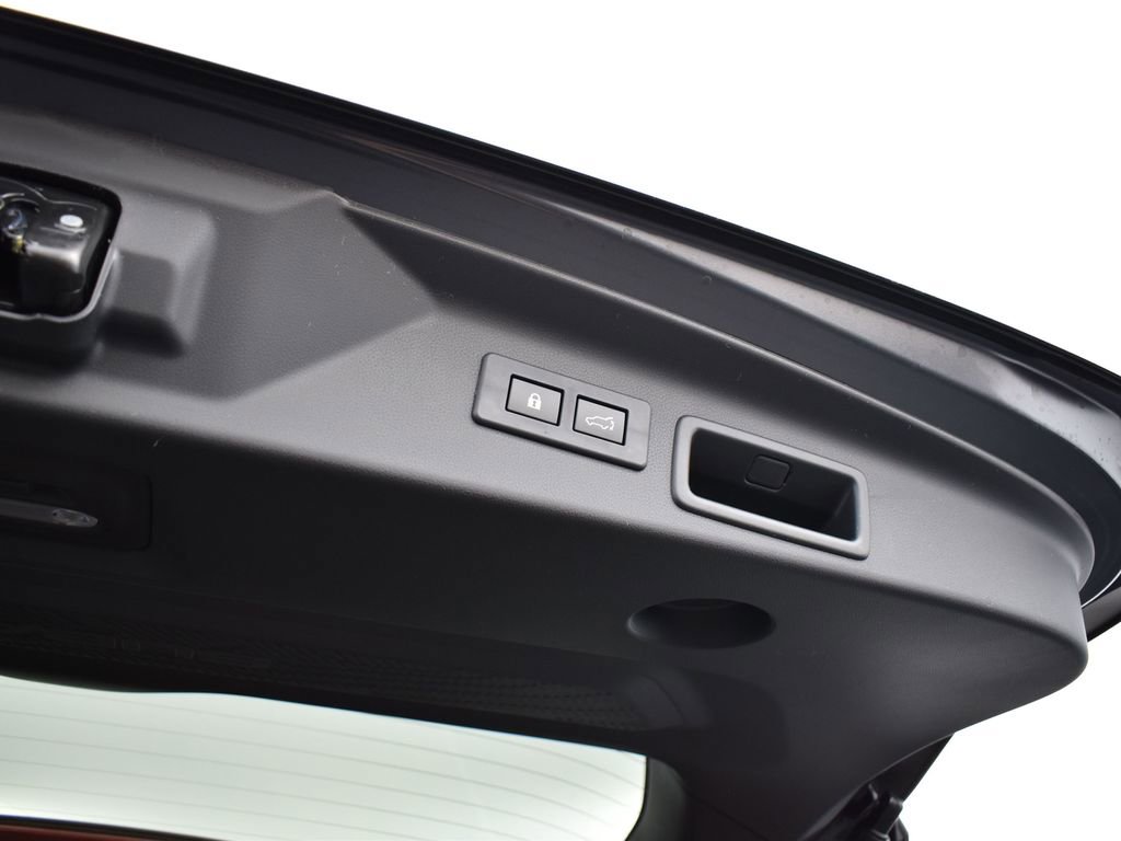 New 2025 Subaru Forester Touring image 25