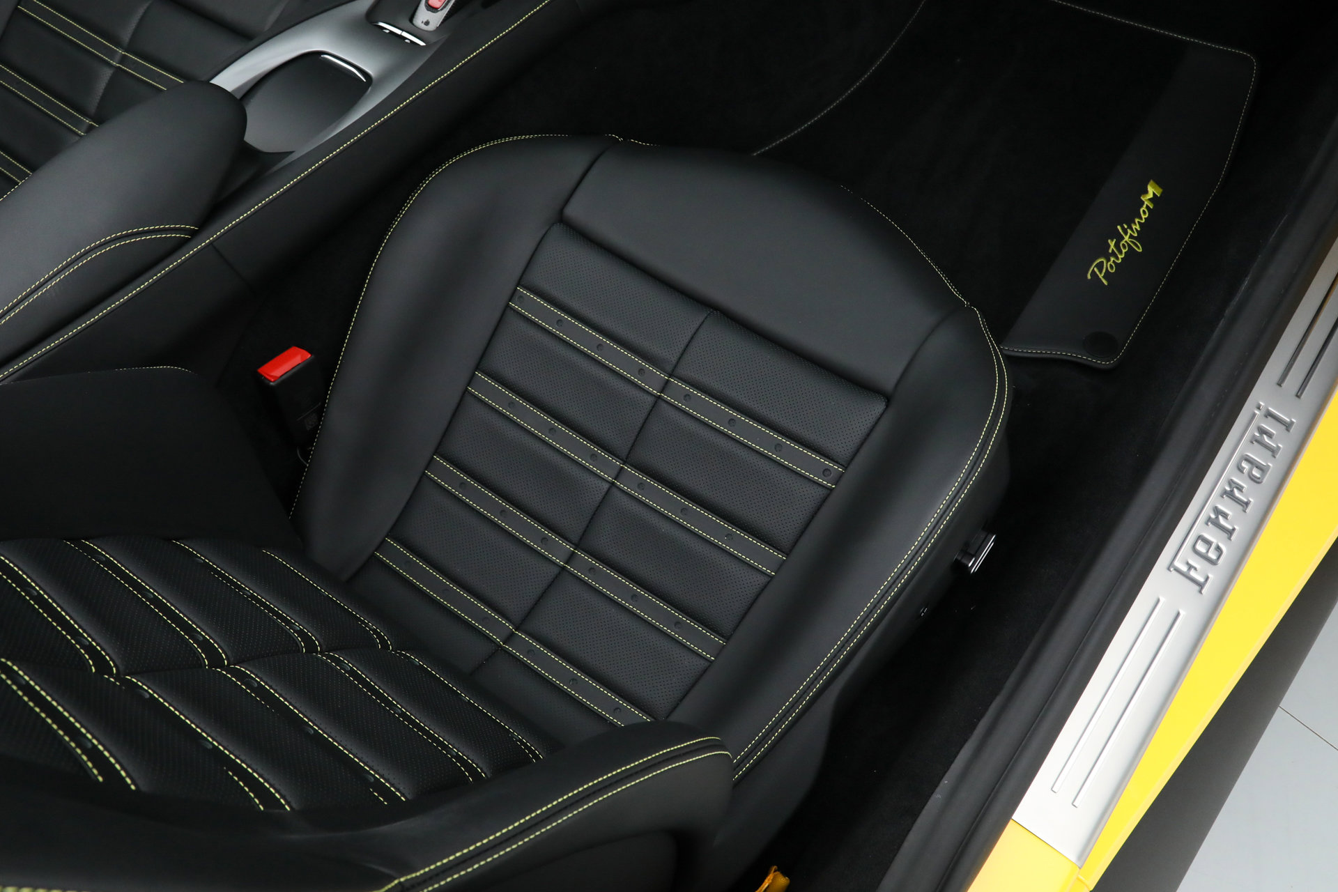 Certified 2023 Ferrari Portofino M image 24