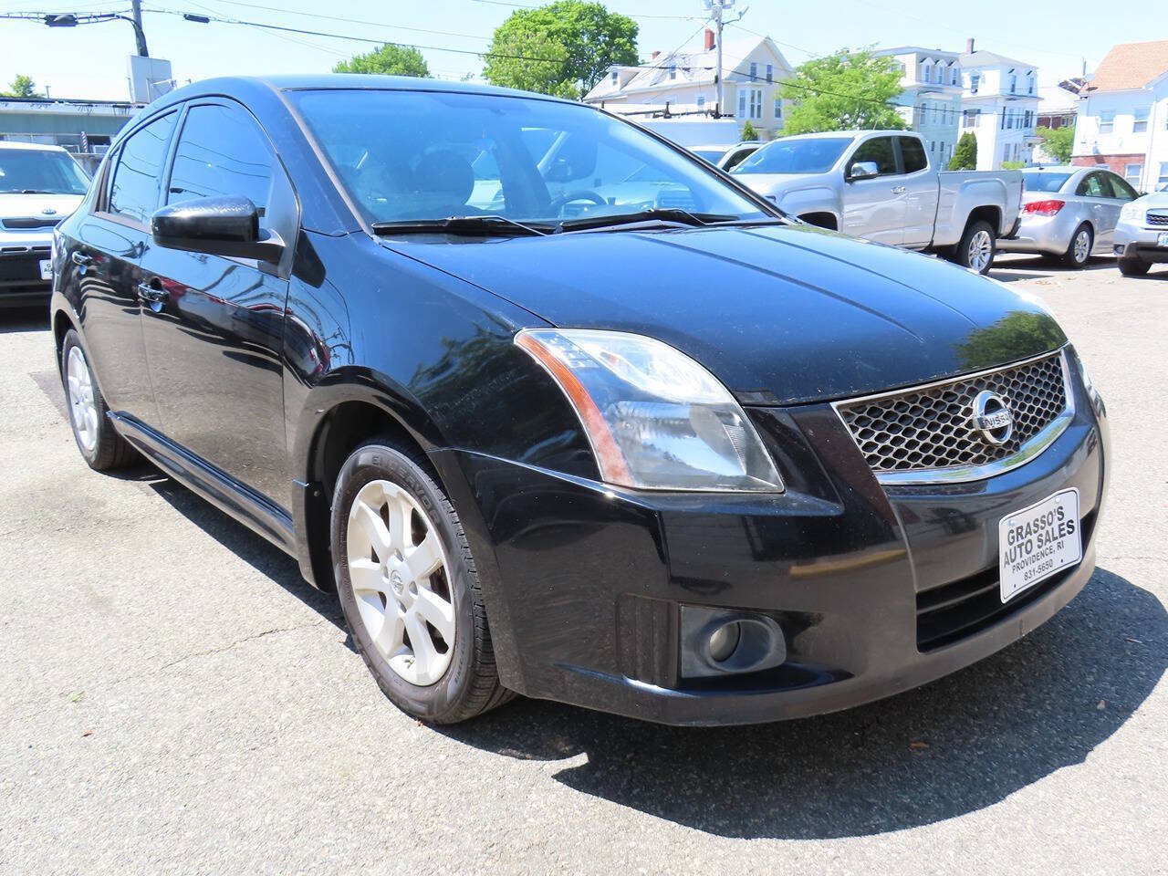 Used 2011 Nissan Sentra 2.0 SR w/ Convenience Pkg FWD image 2