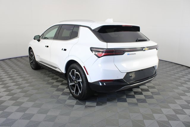 Used 2024 Chevrolet Equinox EV LT image 24