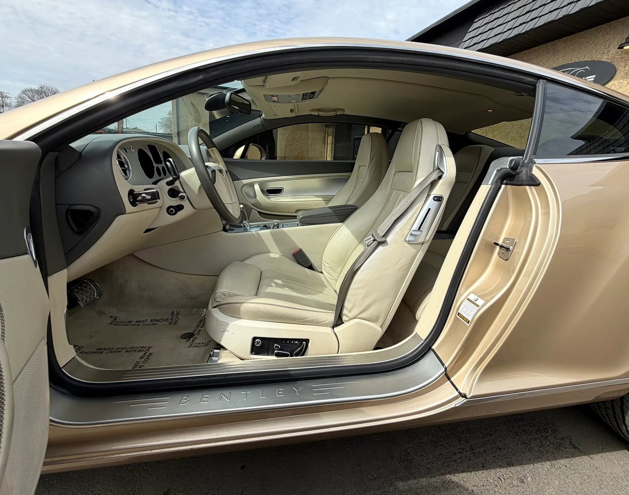 Used 2010 Bentley Continental GT image 4