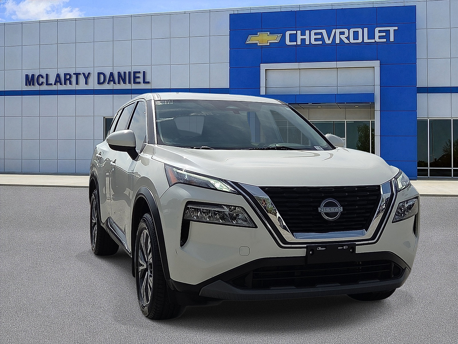 Used 2023 Nissan Rogue SV