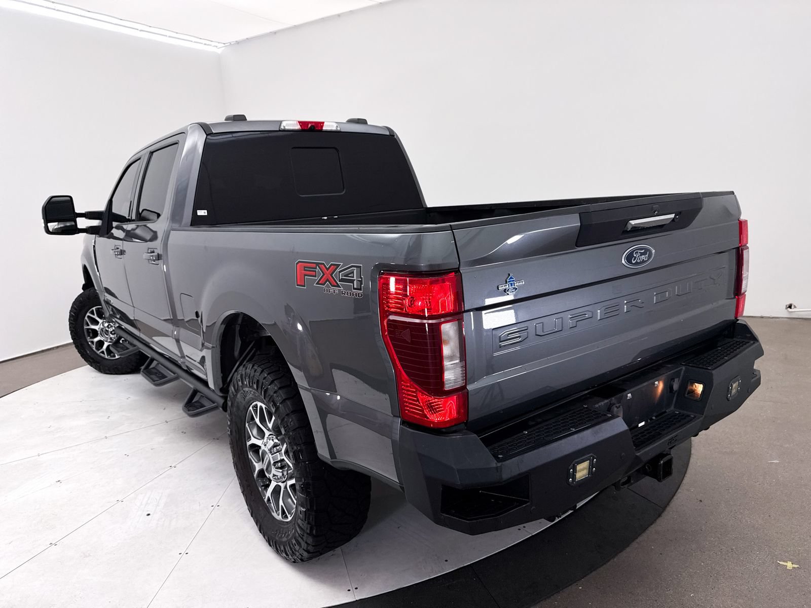 Used 2021 Ford F250 Lariat w/ Lariat Value Package AWD/4WD image 8
