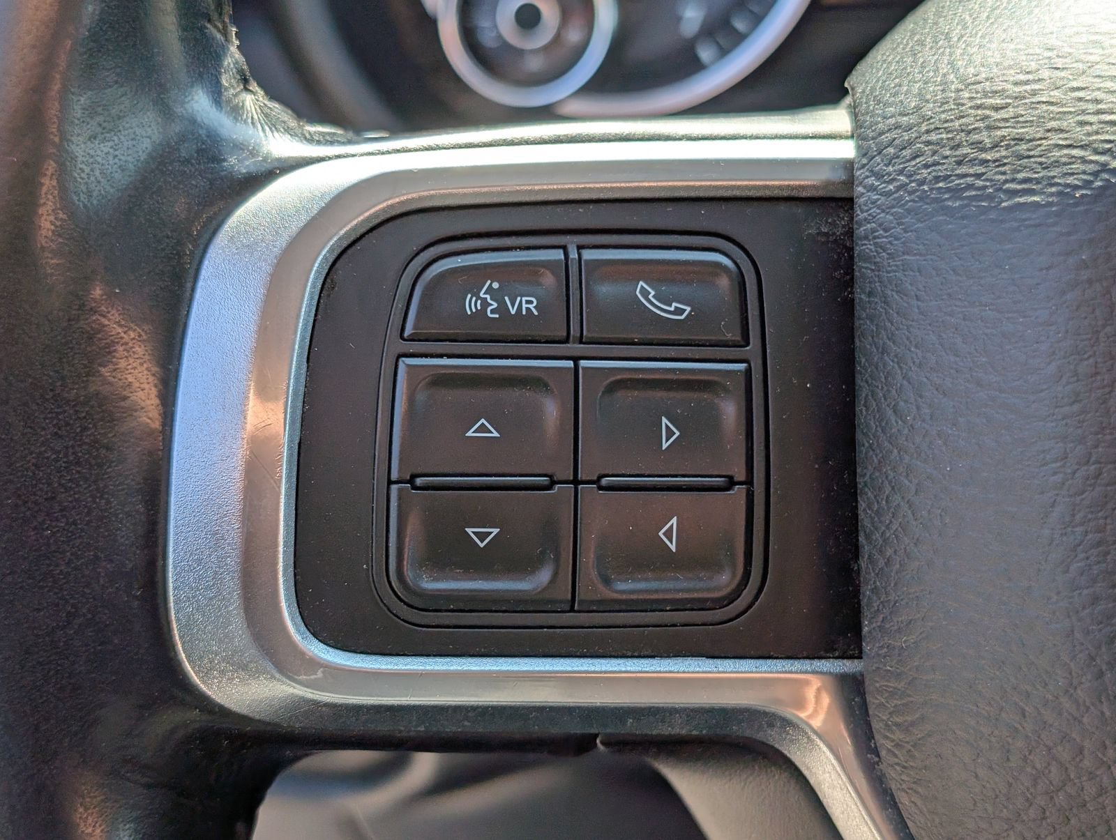 Used 2020 RAM 2500 Laramie AWD/4WD image 22