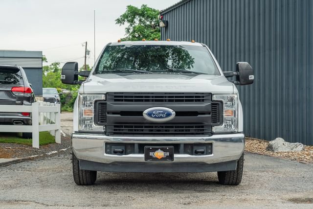Used 2019 Ford F350 XL w/ Power Equipment Group RWD image 9