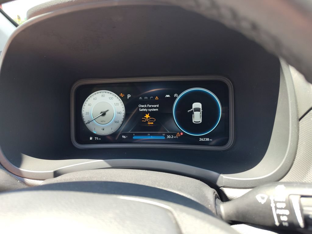 Used 2023 Hyundai Kona Limited FWD image 24