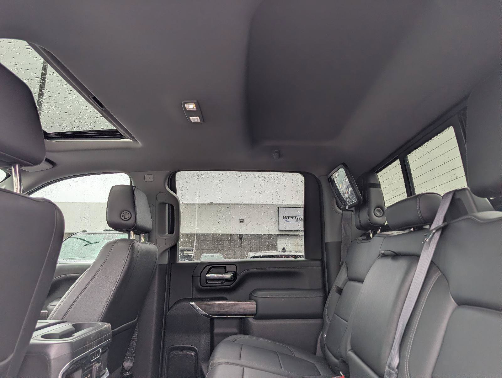 Used 2022 Chevrolet Silverado 2500 LTZ w/ LTZ Plus Package AWD/4WD image 8