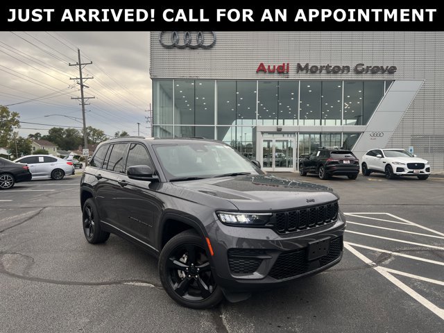 Used 2024 Jeep Grand Cherokee Altitude