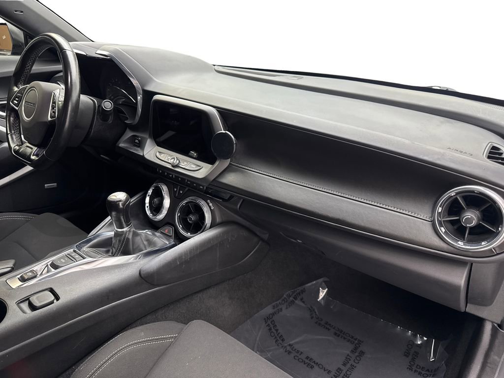Used 2021 Chevrolet Camaro LT w/ Technology Package RWD image 45