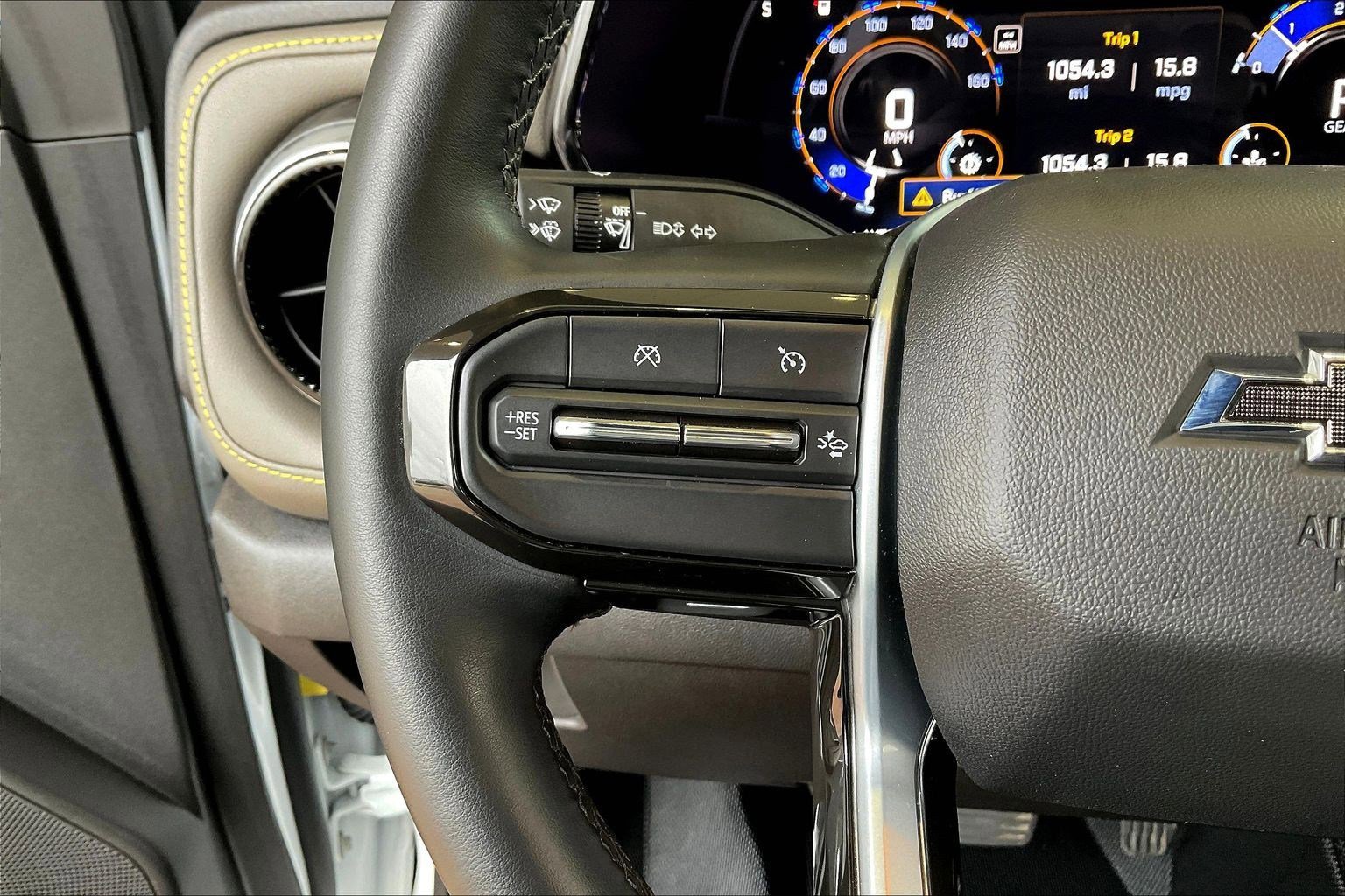 Used 2024 Chevrolet Colorado ZR2 image 13