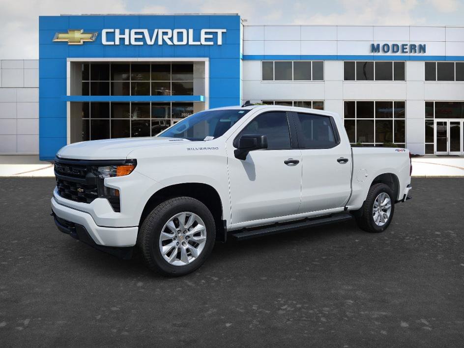 New 2026 Chevrolet Silverado 1500 Custom AWD/4WD image 1