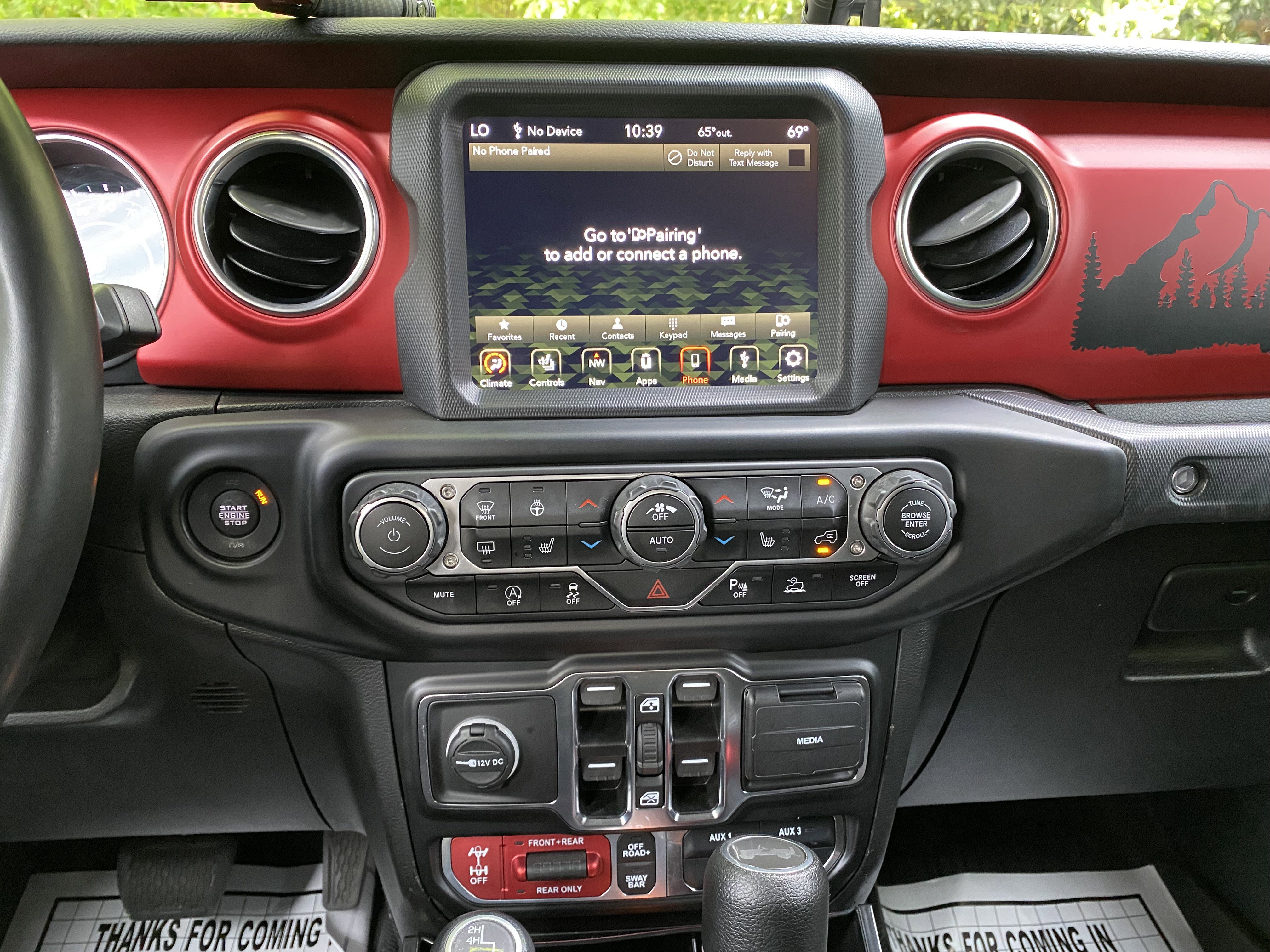 Used 2023 Jeep Wrangler Unlimited Rubicon w/ LED Lighting Group AWD/4WD image 25