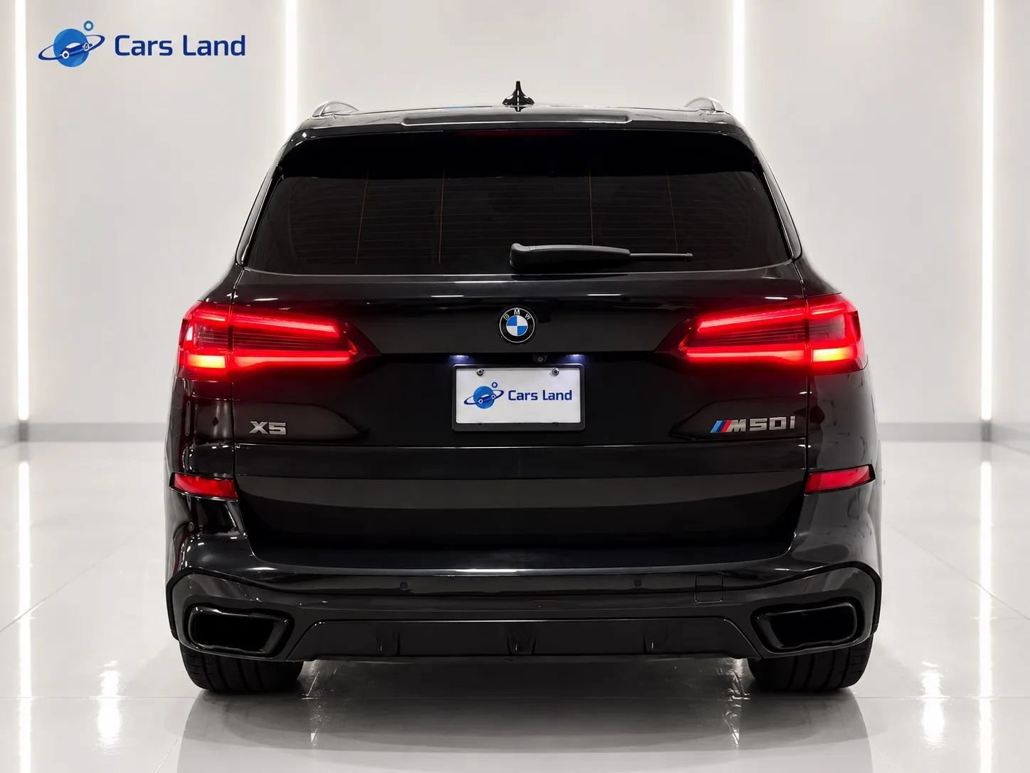 Used 2021 BMW X5 M50i AWD/4WD image 4