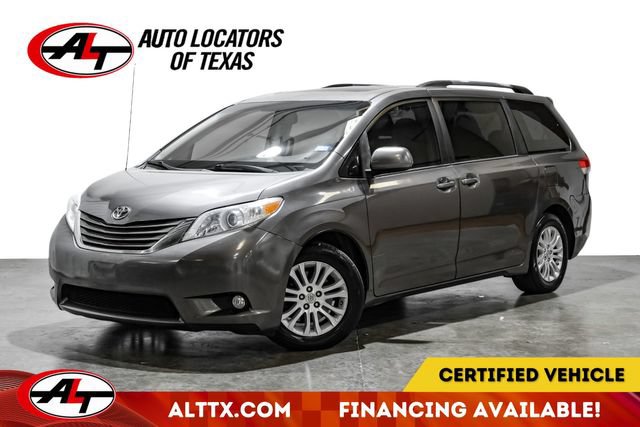 Used 2012 Toyota Sienna XLE FWD image 1