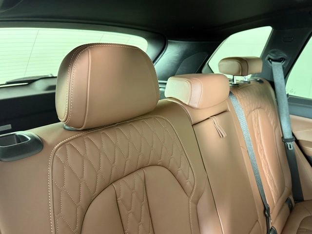 Used 2021 BMW X5 xDrive40i w/ M Sport Package image 28