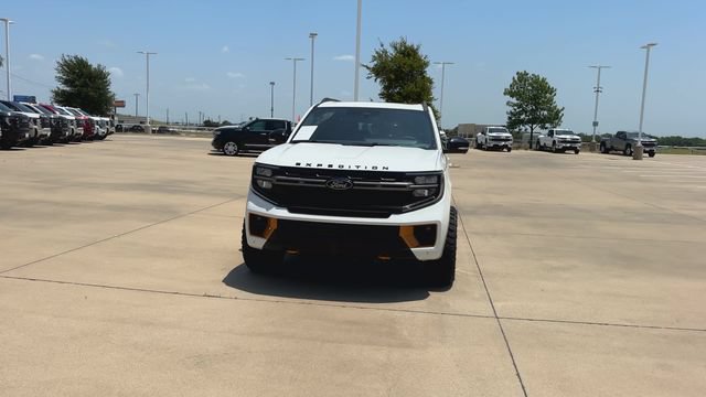 Used 2026 Ford Expedition Tremor AWD/4WD image 3