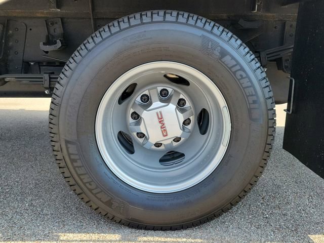 Used 2025 GMC Sierra 3500 Pro w/ Convenience Package AWD/4WD image 5