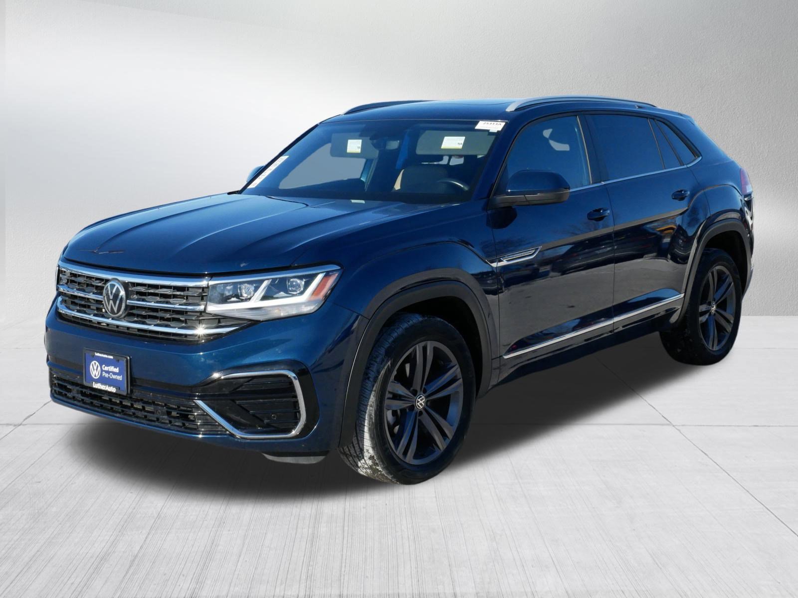 Certified 2021 Volkswagen Atlas Cross Sport SE w/ Panoramic Sunroof Package image 3