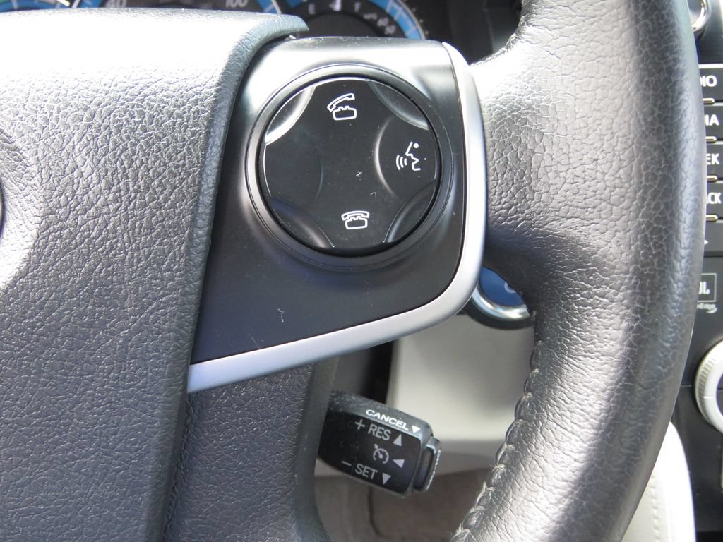 Used 2014 Toyota Camry XLE w/ Leather Package FWD image 22