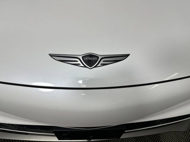 Used 2023 Genesis GV60 Advanced image 9