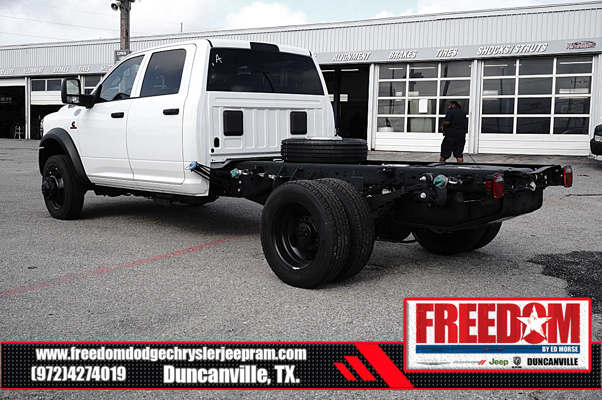 New 2026 RAM 4500 Tradesman w/ Cold Weather Group AWD/4WD image 3
