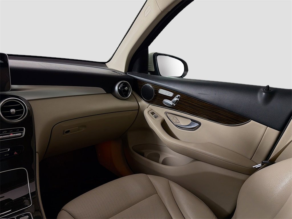 Certified 2018 Mercedes-Benz GLC 300 4MATIC image 26