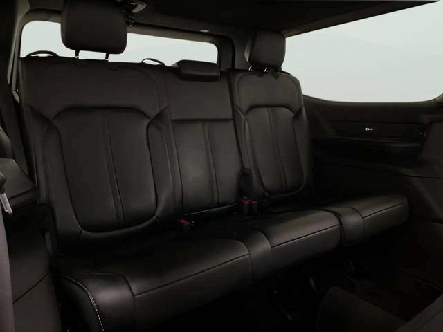 Used 2024 Jeep Wagoneer Series II w/ Flexible Seating Group RWD image 23