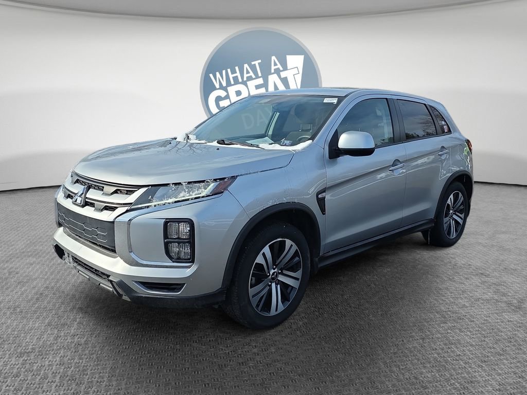Used 2022 Mitsubishi Outlander Sport SE image 8