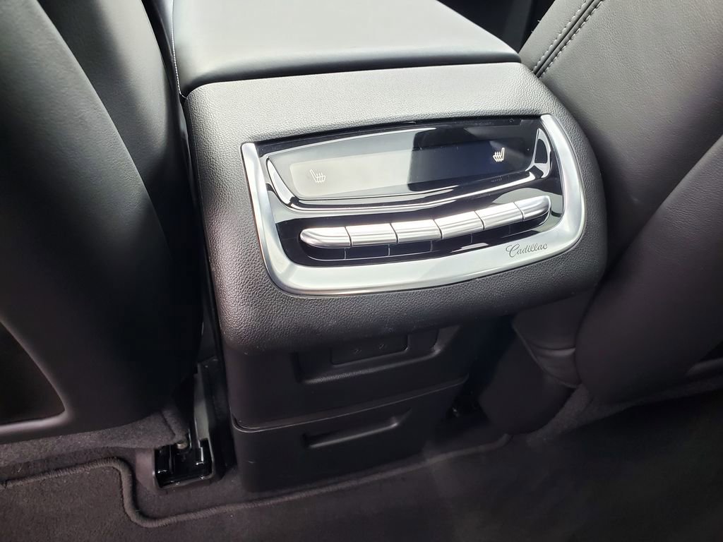 Certified 2024 Cadillac XT6 Sport w/ Platinum Package image 47