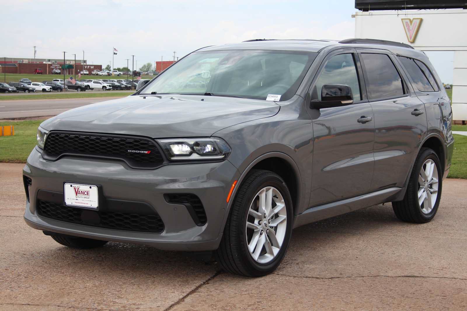 Used 2025 Dodge Durango GT AWD/4WD image 4