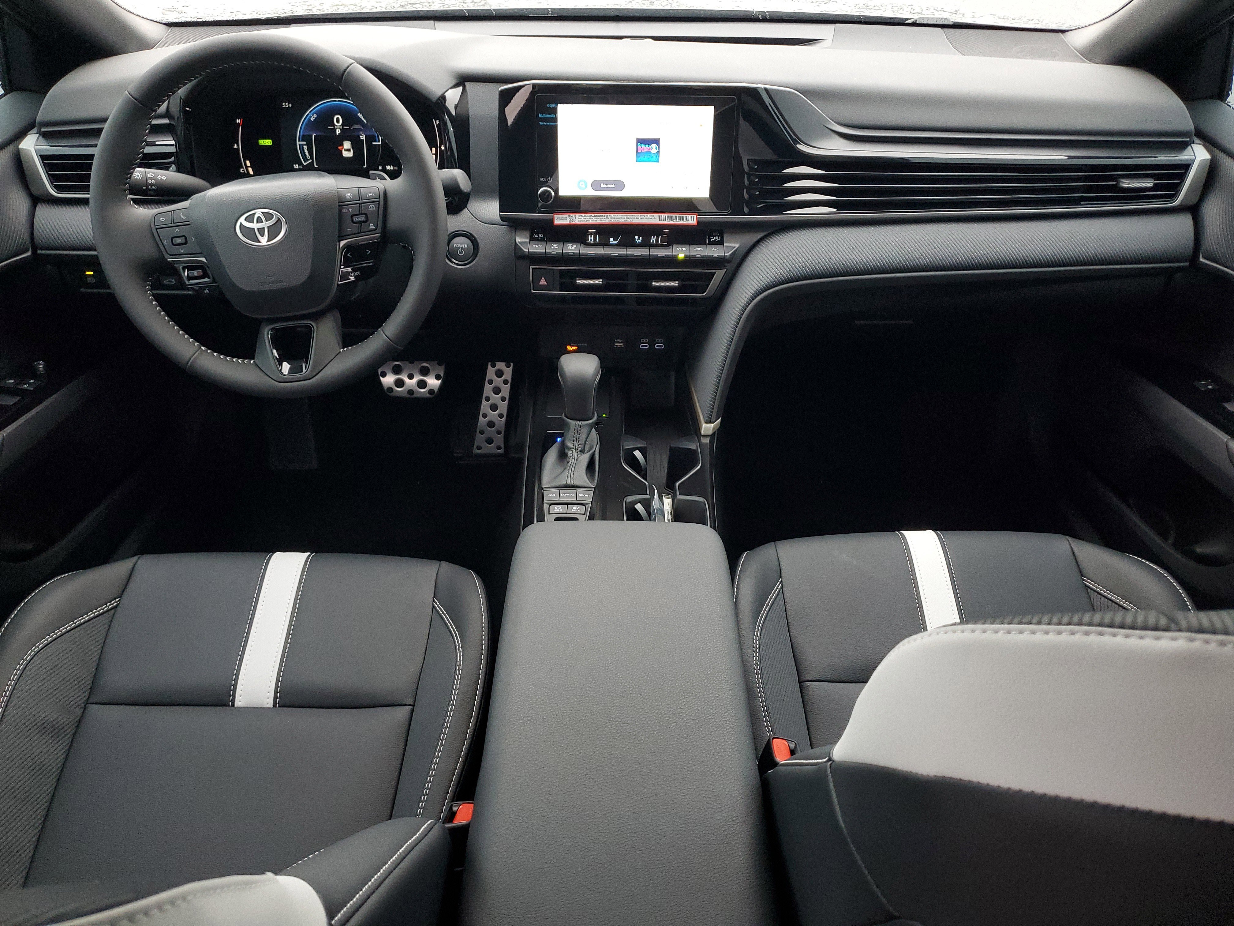 New 2026 Toyota Camry SE image 15