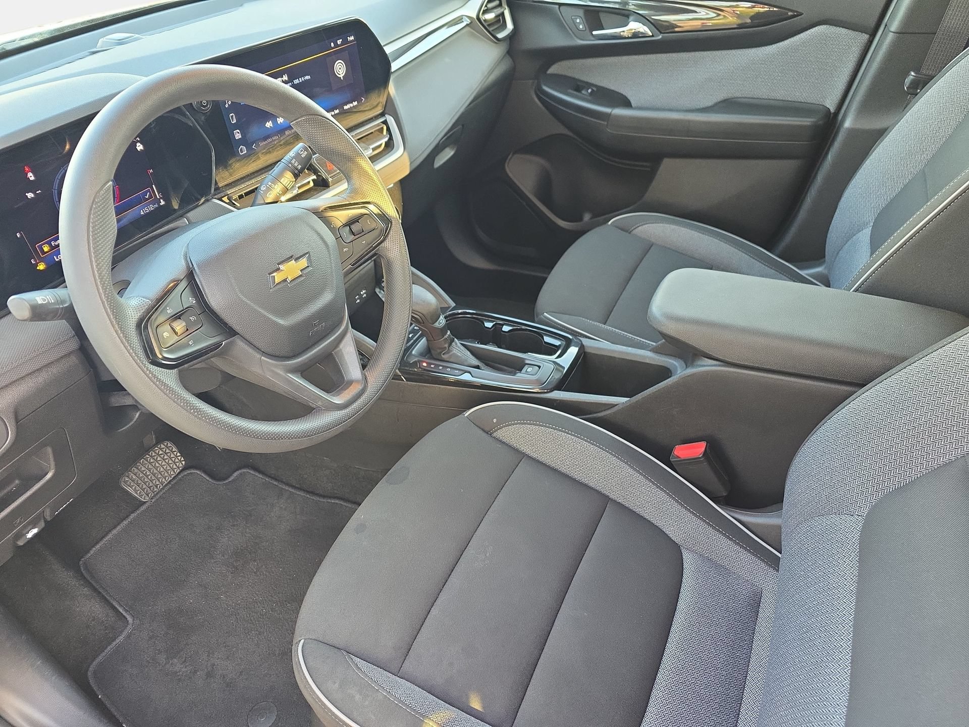 Used 2025 Chevrolet TrailBlazer LT AWD/4WD image 15