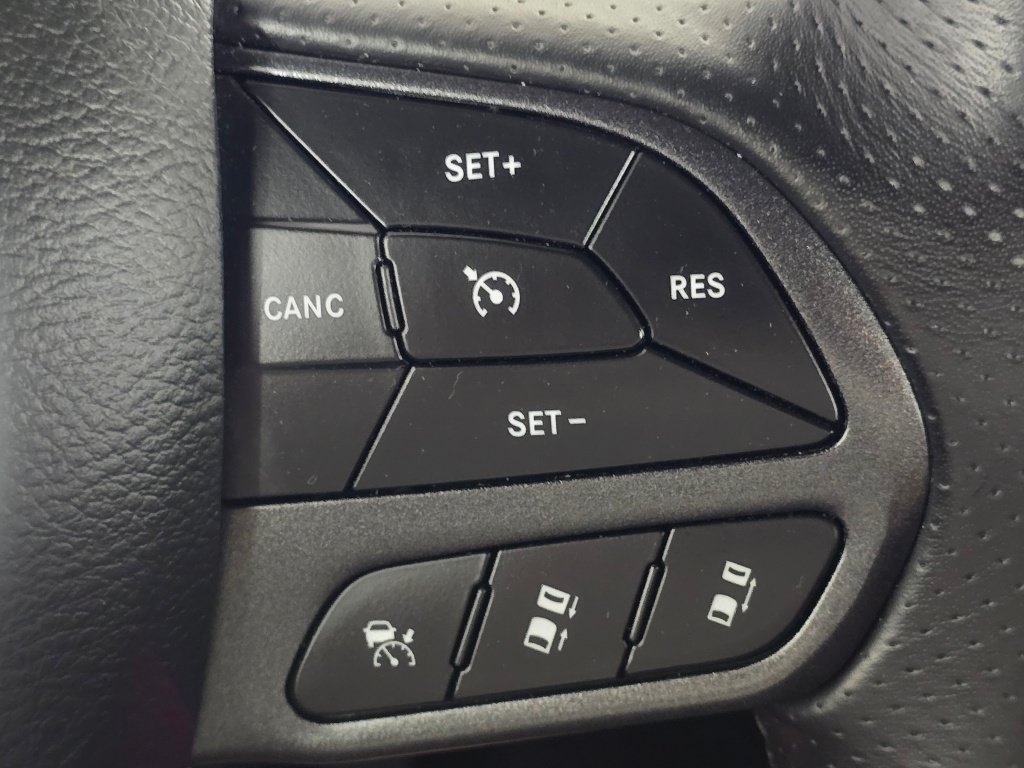 Used 2023 Dodge Durango GT AWD/4WD image 31