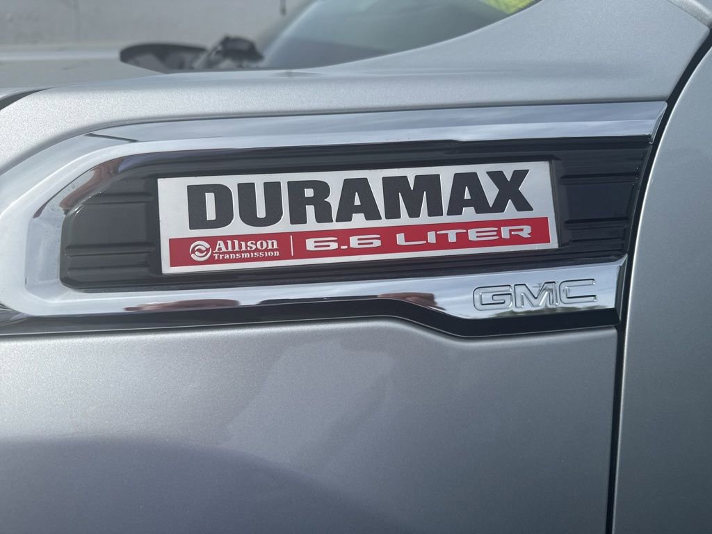 Used 2023 GMC Sierra 2500 Denali w/ Denali Ultimate Package image 11