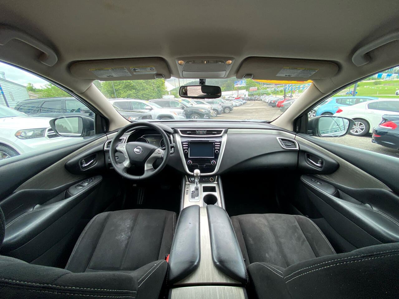 Used 2018 Nissan Murano SV image 18