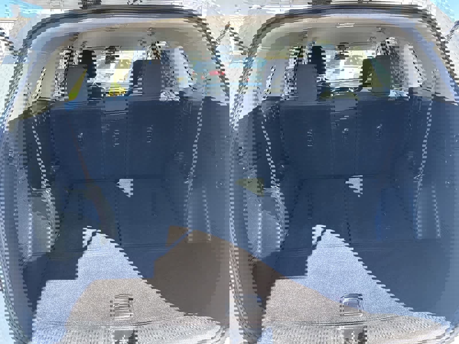 Used 2020 Kia Sorento LX image 14