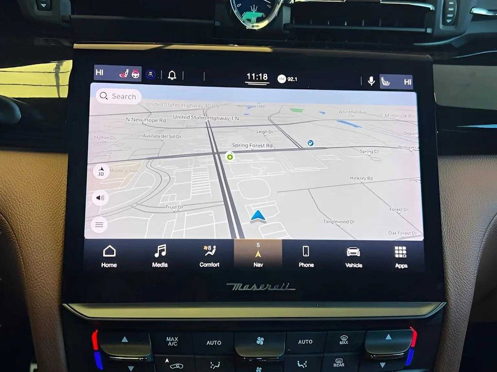 Used 2022 Maserati Quattroporte GT image 12